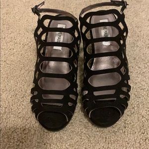 Girls size 5 Steve Madden shoes